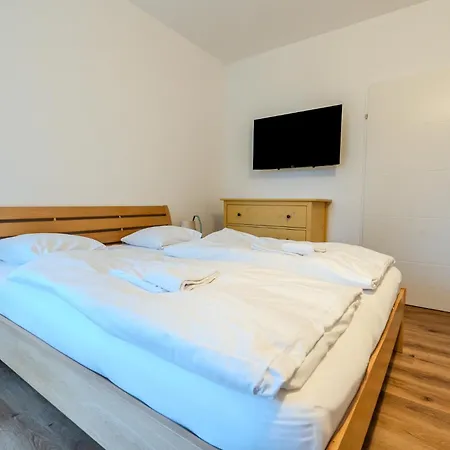 Whats-app Self-check-in - Studio, 5 Minutes To Center * Graz