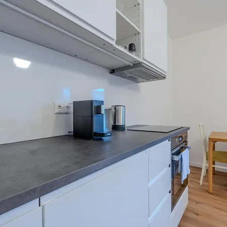Whats-app Self-check-in - Studio, 5 Minutes To Center Apartment Graz