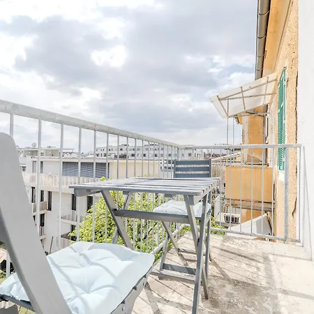 Whats-app Self-check-in - Studio, 5 Minutes To Center Apartment
