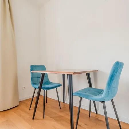 Whats-app Self-check-in - Studio, 5 Minutes To Center * Graz